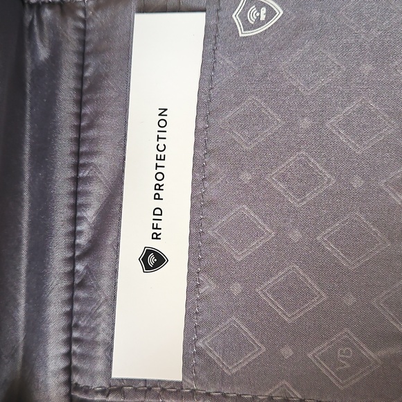 NWT Vera Bradley Stellar Paisley Tri-fold Wallet - Picture 4 of 8